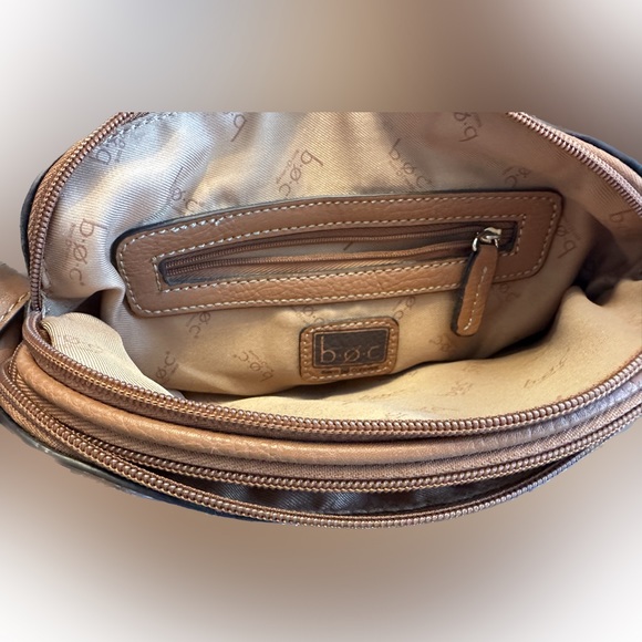 EUC b.o.c. Crossbody Purse - Picture 2 of 5